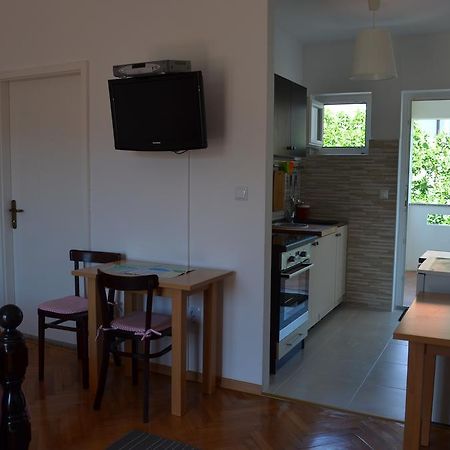 Apartments Mili 巴斯卡 外观 照片